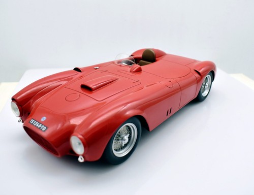 Modellino auto scala 18 - scala, 1:18