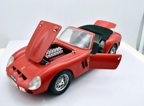 Modellino auto scala - , 1:18